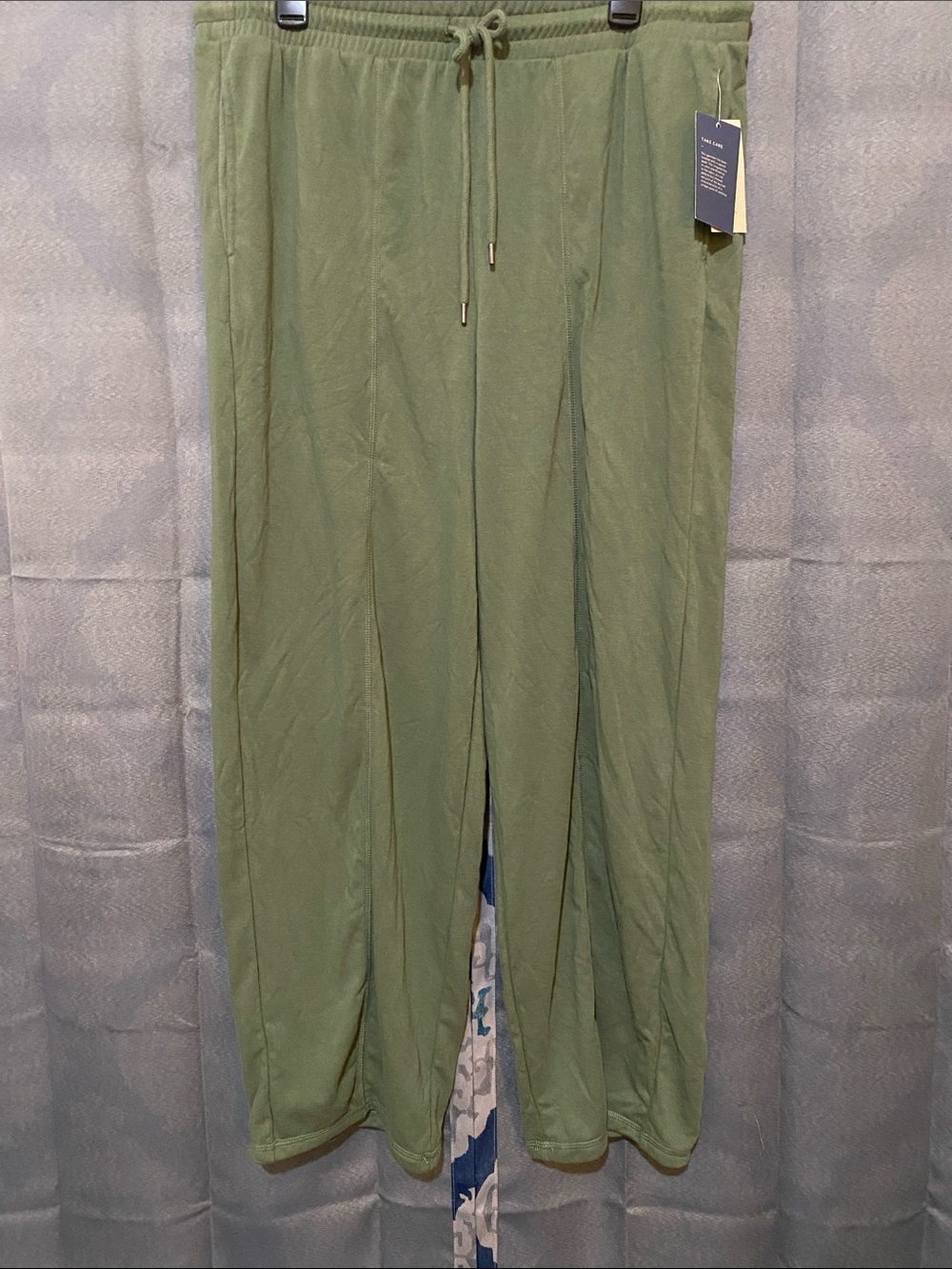 Universal Thread Olive Green Drawstring Joggers
